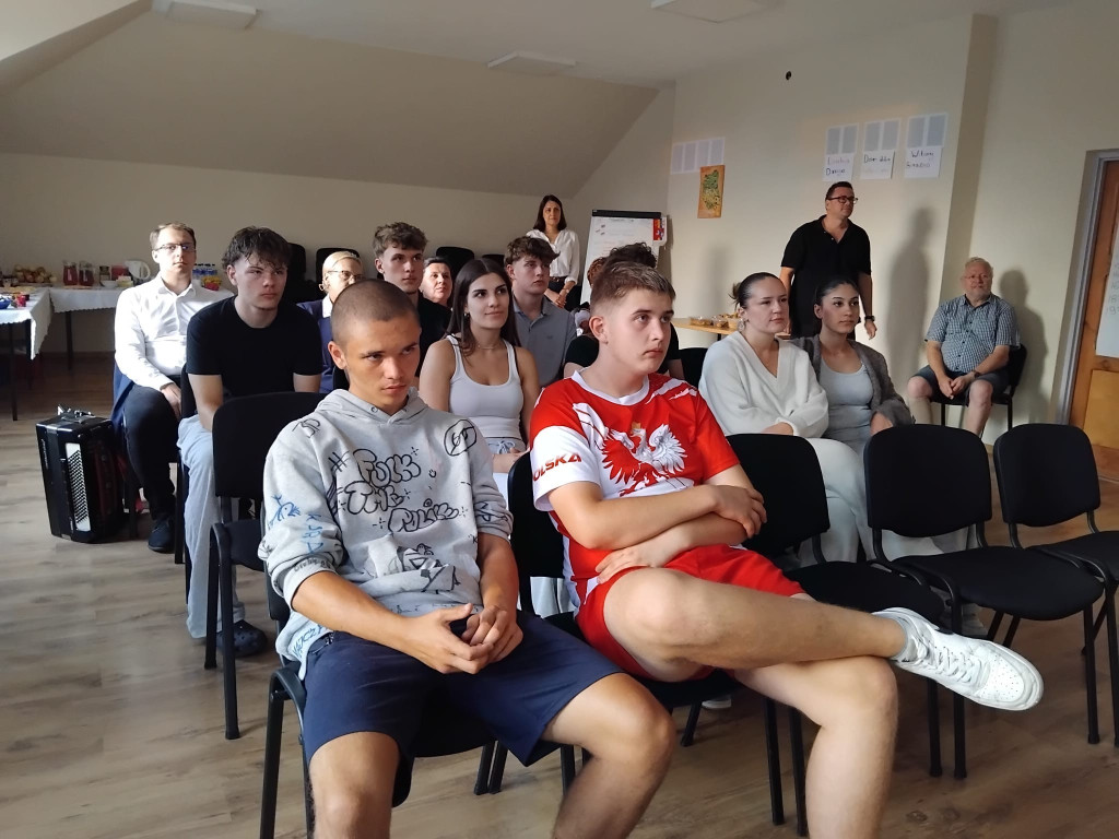 Spotkanie z młodzieżą w Maryninie