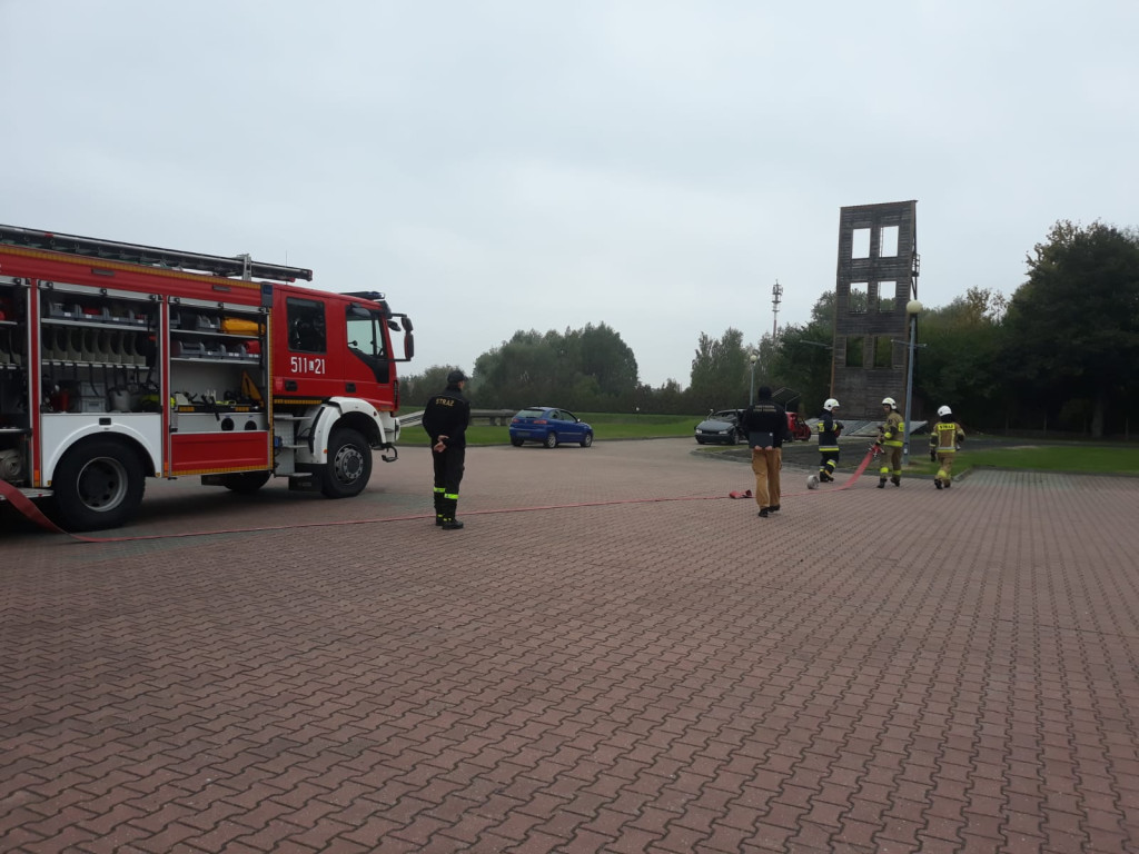 Szkolenie strażaków z OSP w komendzie PSP