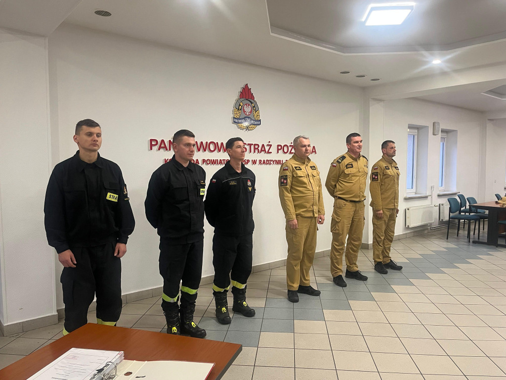 Szkolenie strażaków z OSP w komendzie PSP