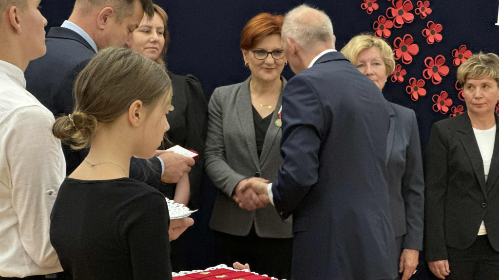 Nauczyciele z I LO odznaczeni
