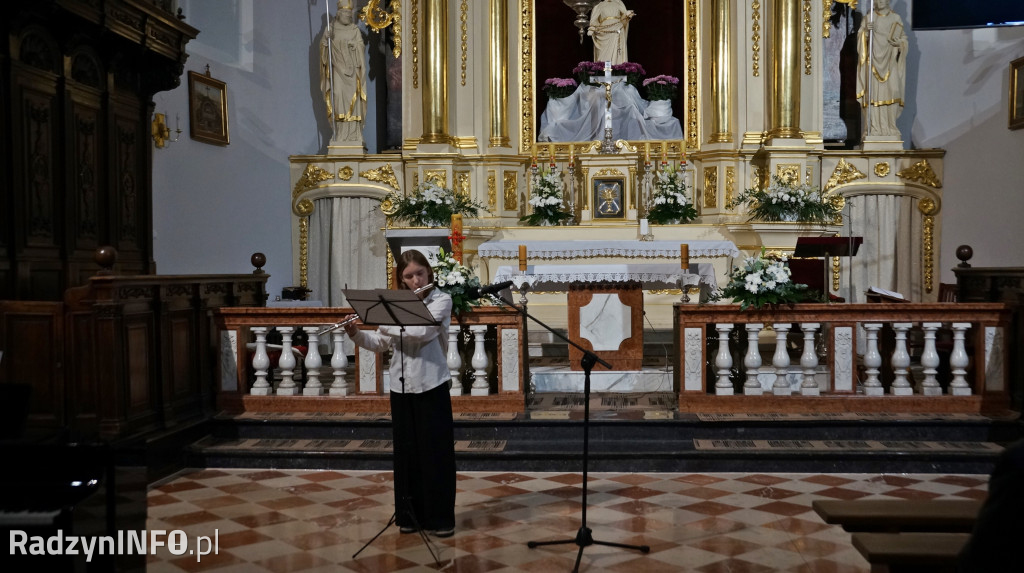 Koncert muzyki sakralnej w wykonaniu uczniów PSM