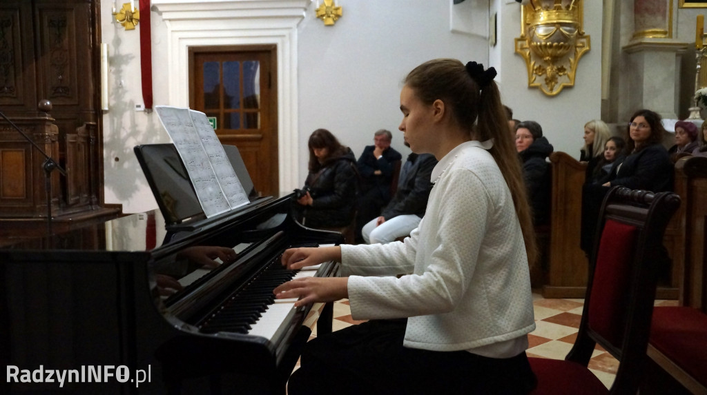 Koncert muzyki sakralnej w wykonaniu uczniów PSM