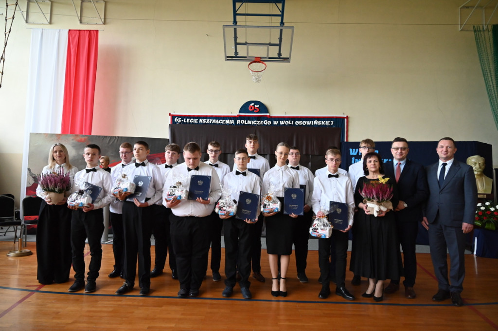 Uroczystość 65-lecia ZSR w Woli Osowińskiej