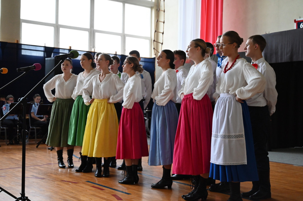 Uroczystość 65-lecia ZSR w Woli Osowińskiej