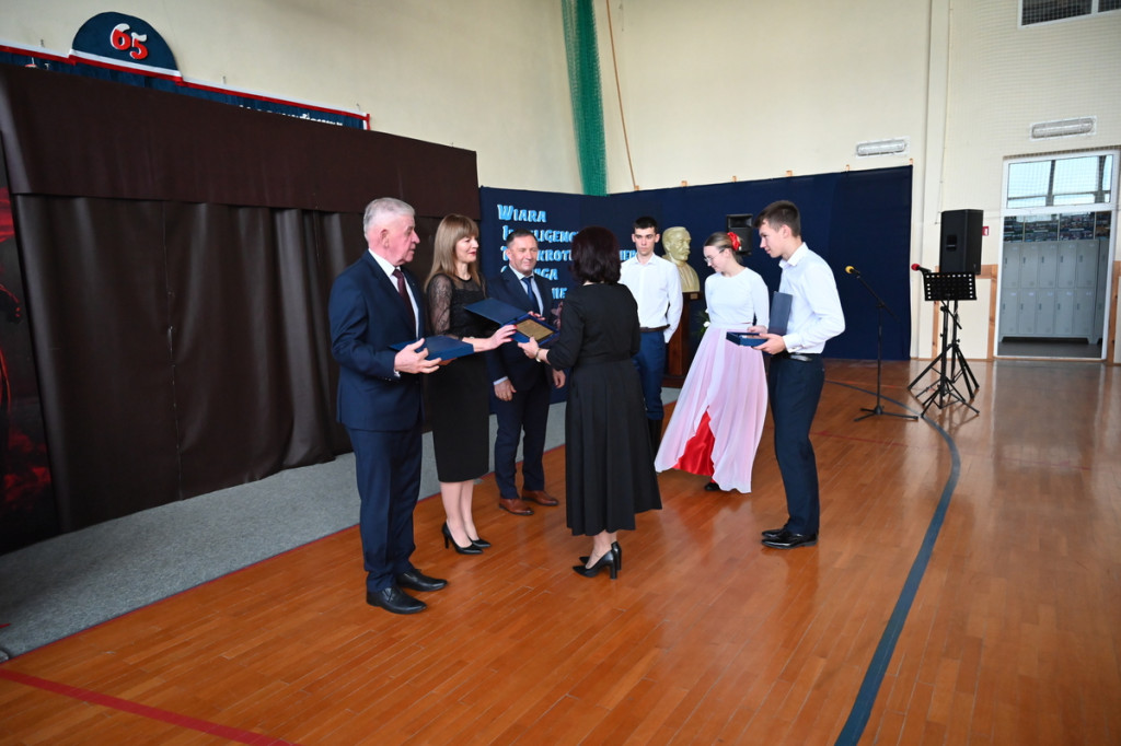 Uroczystość 65-lecia ZSR w Woli Osowińskiej