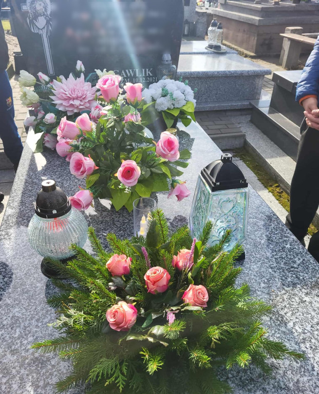 Wizyta uczniów SOSW na cmentarzu