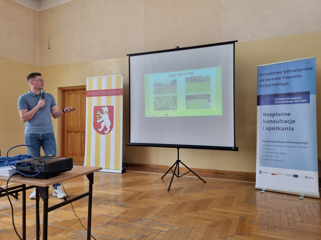 Seria spotkań edukacyjnych w szkołach