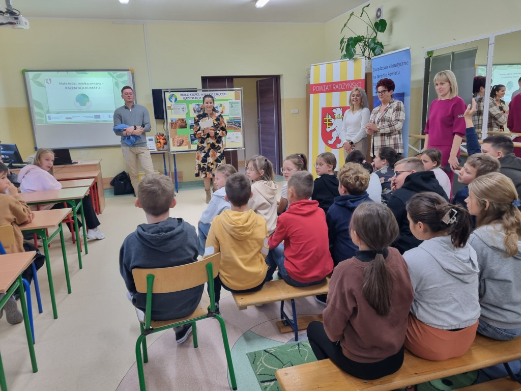 Seria spotkań edukacyjnych w szkołach