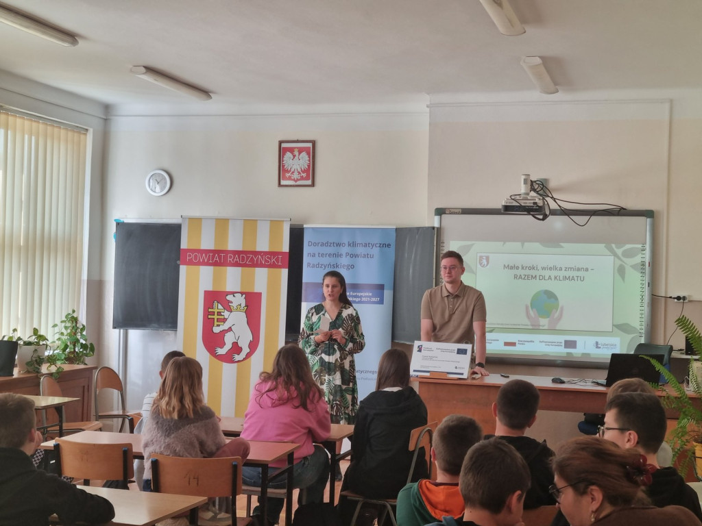 Seria spotkań edukacyjnych w szkołach