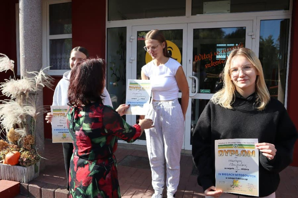 IV Biegi Witosowe w ZSR w Woli Osowińskiej