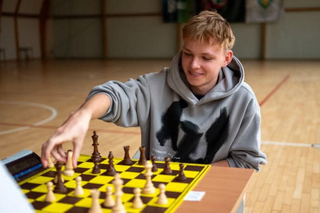 VI Mistrzostwa I LO w Szachach