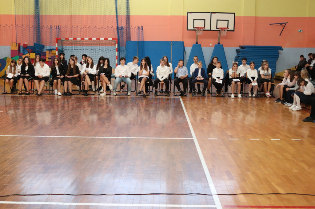 Obchody Święta Niepodległości w SP w Komarówce