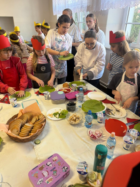 Dzień Zdrowego Śniadania w ZSP i SP nr 1