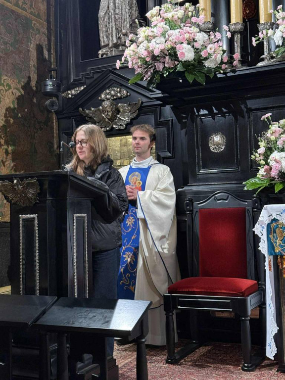 Maturzyści z I LO na Jasnej Górze