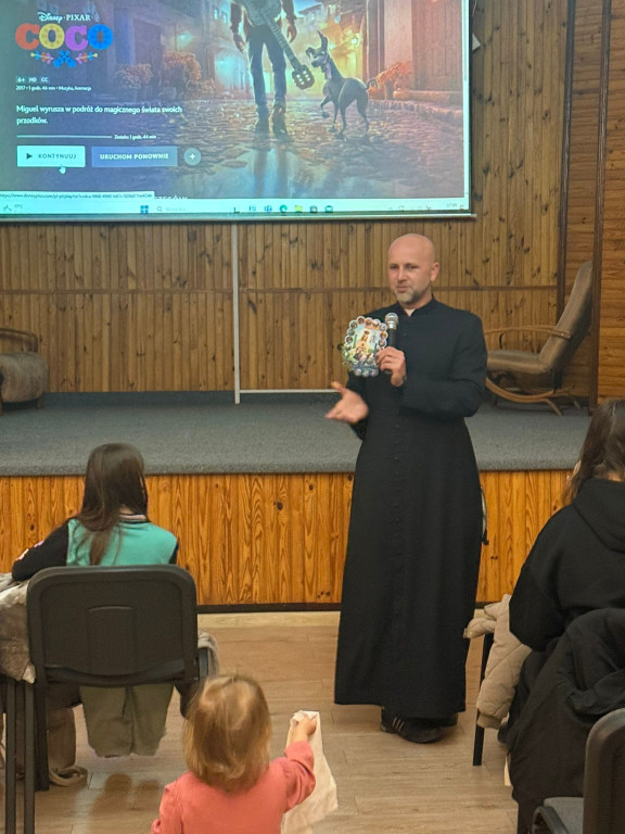 Wieczór Świętych w parafii Trójcy Św.