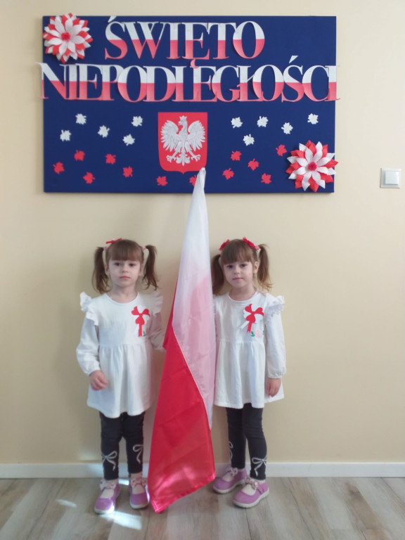 Święto Niepodległości w przedszkolu >>Kacperek<<