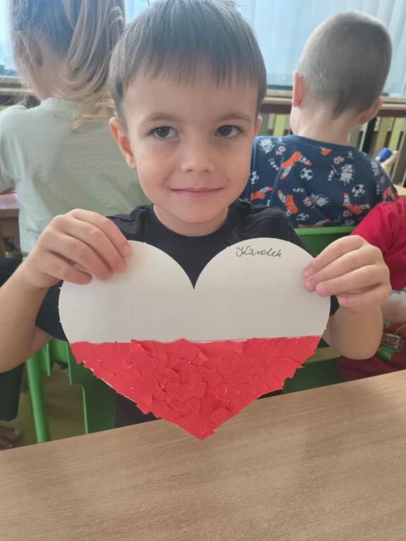 Święto Niepodległości w przedszkolu >>Kacperek<<