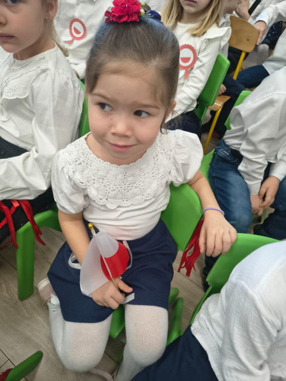 Święto Niepodległości w przedszkolu >>Kacperek<<
