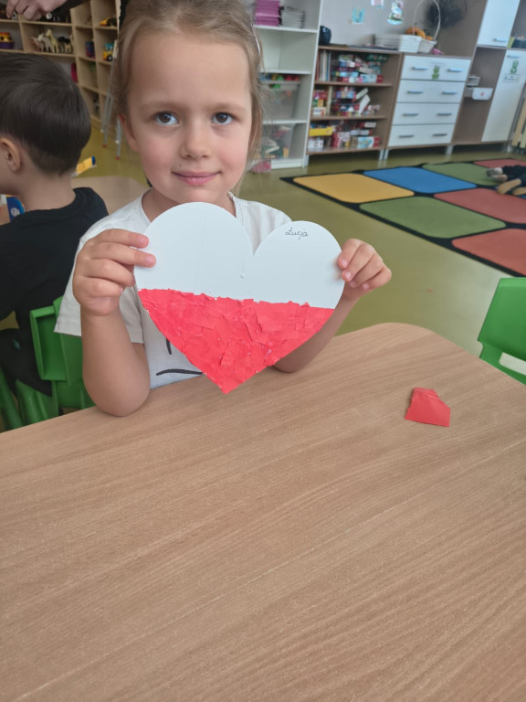 Święto Niepodległości w przedszkolu >>Kacperek<<