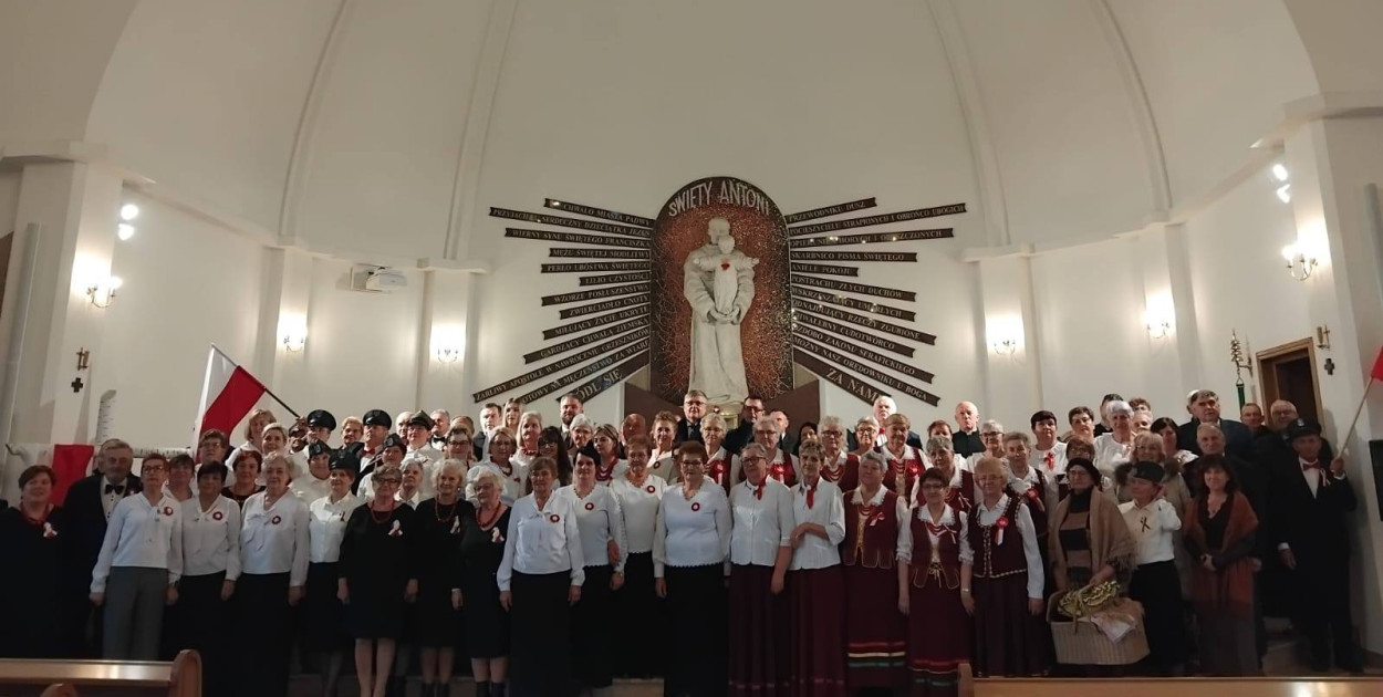 Zespoły z gminy Komarówka na koncercie w Stoczku