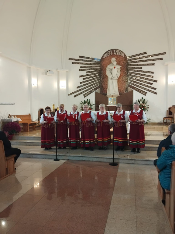 Zespoły z gminy Komarówka na koncercie w Stoczku