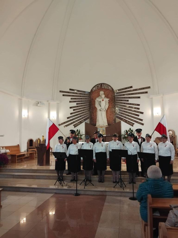 Zespoły z gminy Komarówka na koncercie w Stoczku