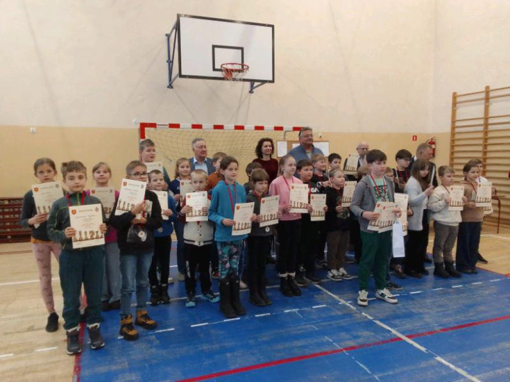 Radzyńscy szachiści na turnieju w Baranowie