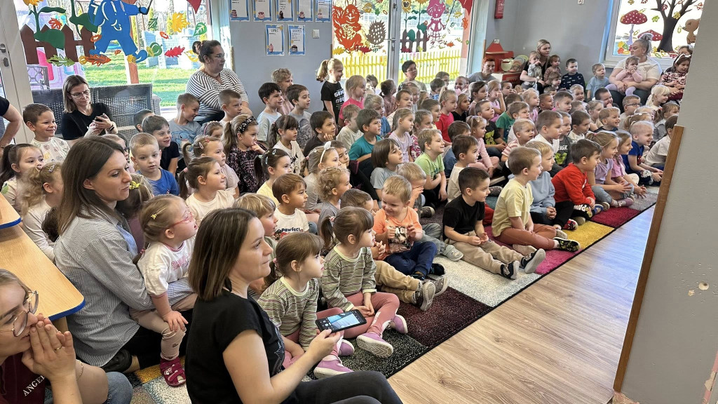 Spektakl o Piaście i Popielu w >>Kacperku<<