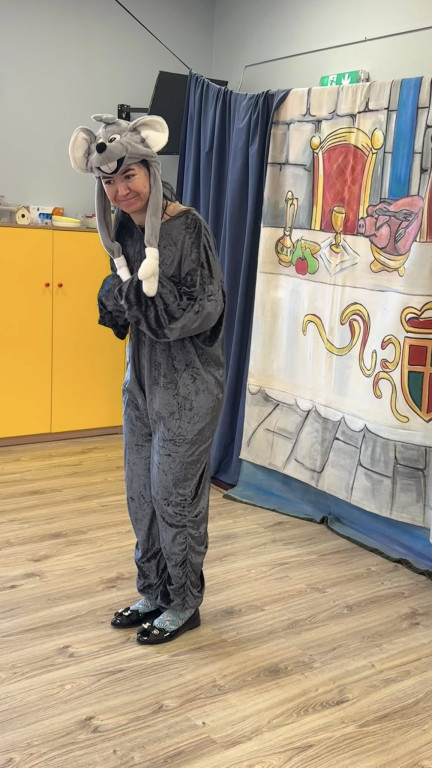 Spektakl o Piaście i Popielu w >>Kacperku<<