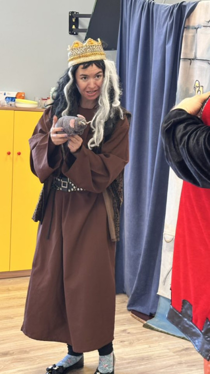 Spektakl o Piaście i Popielu w >>Kacperku<<