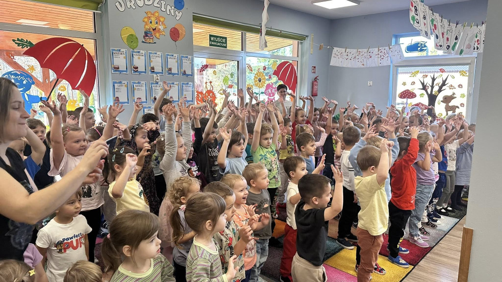 Spektakl o Piaście i Popielu w >>Kacperku<<