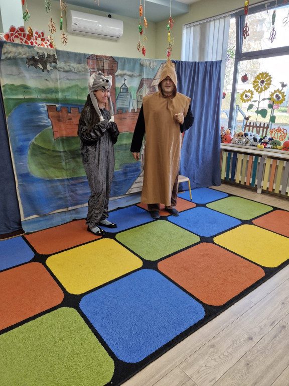 Spektakl o Piaście i Popielu w >>Kacperku<<