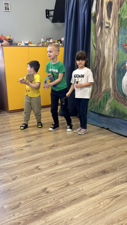 Spektakl o Piaście i Popielu w >>Kacperku<<