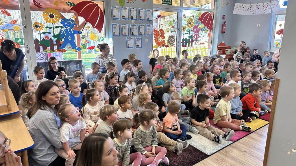 Spektakl o Piaście i Popielu w >>Kacperku<<