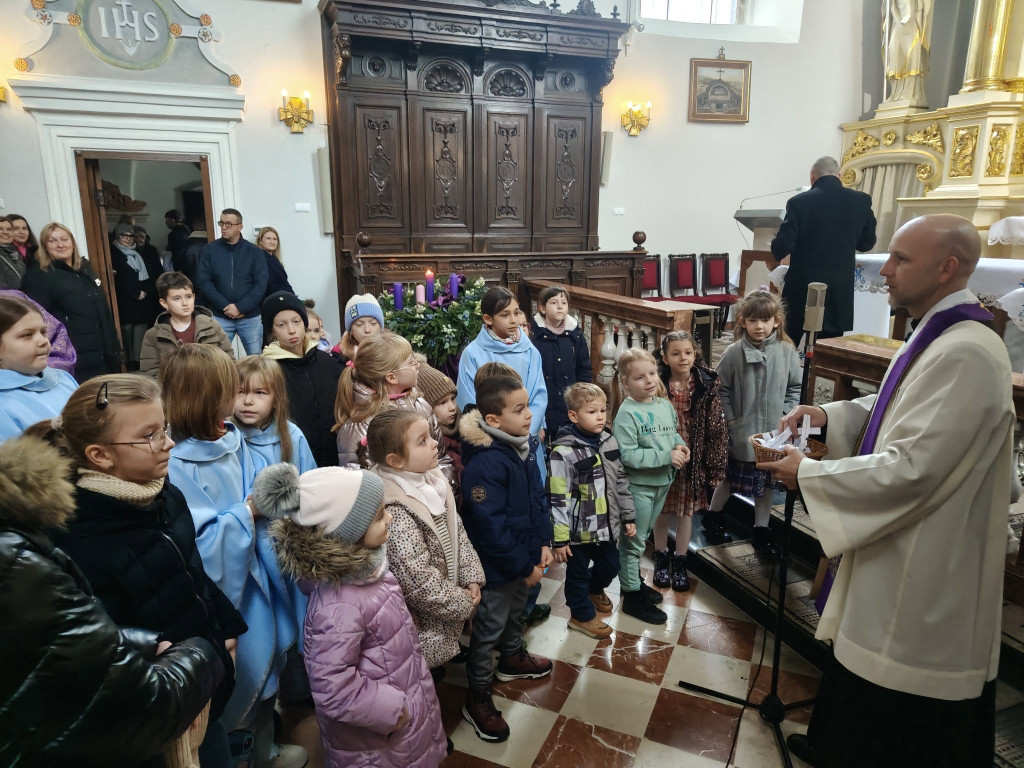 Wizyta harcerzy z ZHR w kościele