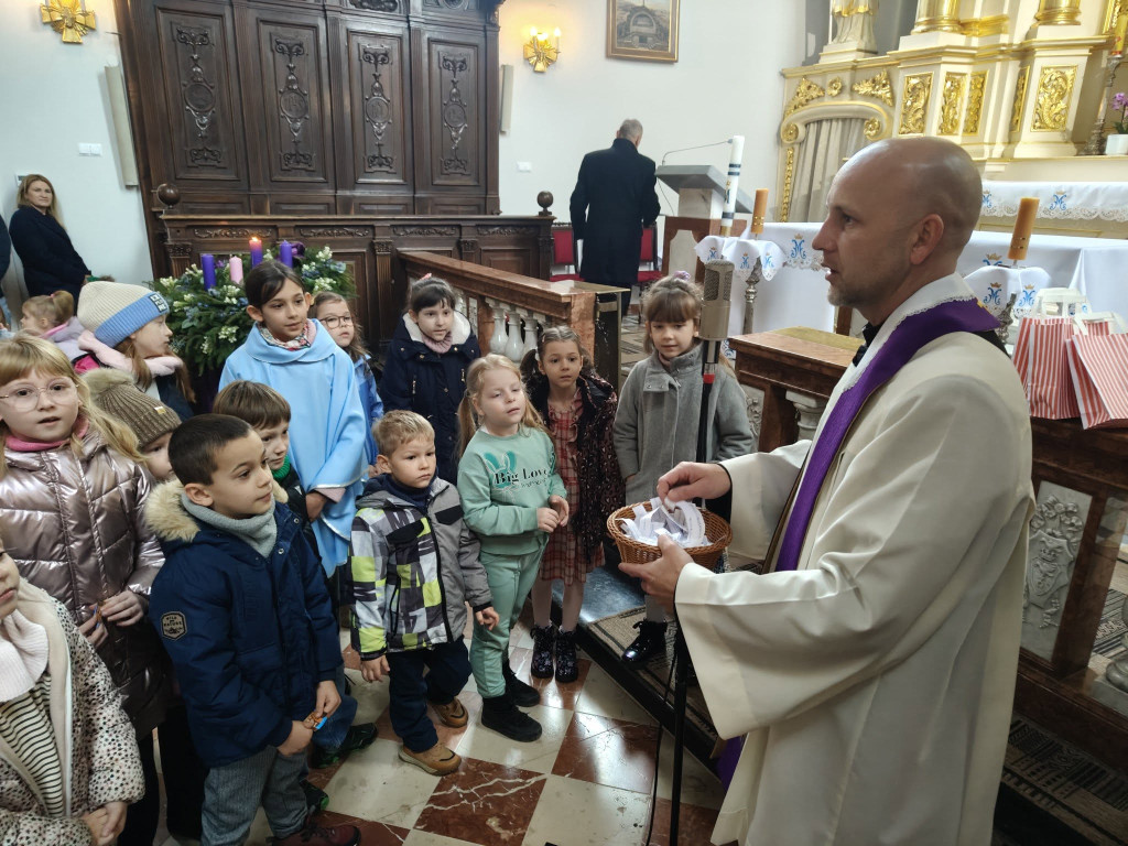 Wizyta harcerzy z ZHR w kościele