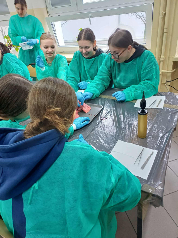 Warsztaty chirurgiczne dla uczniów I LO