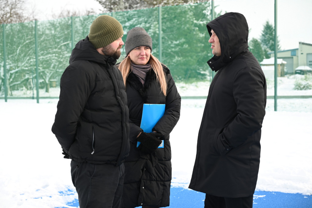 Boisko i nowa winda w ZSP