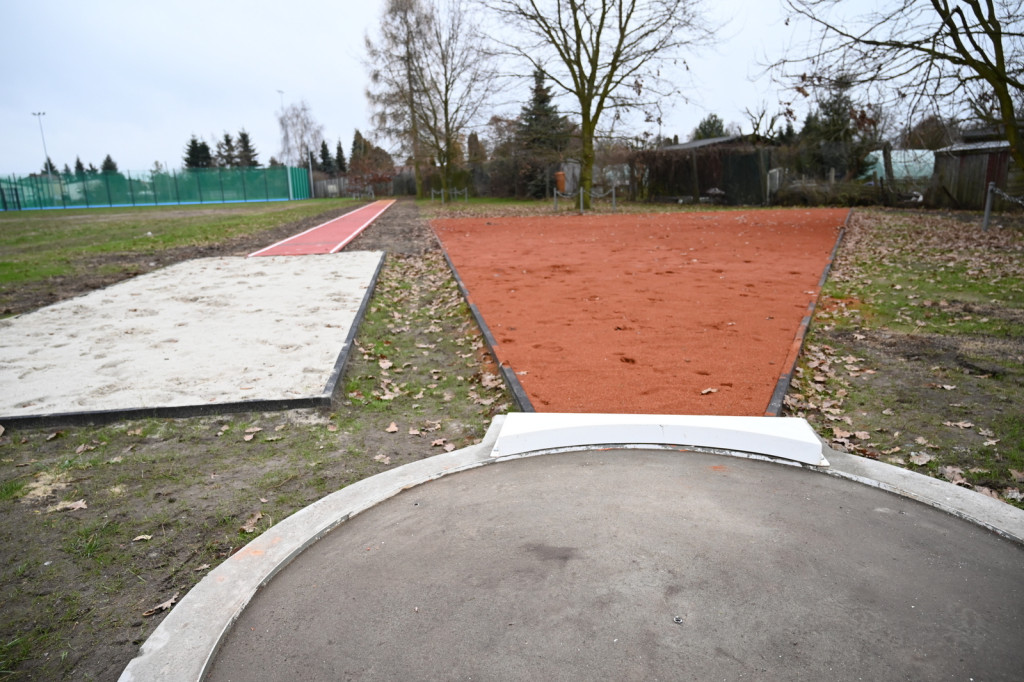 Boisko i nowa winda w ZSP