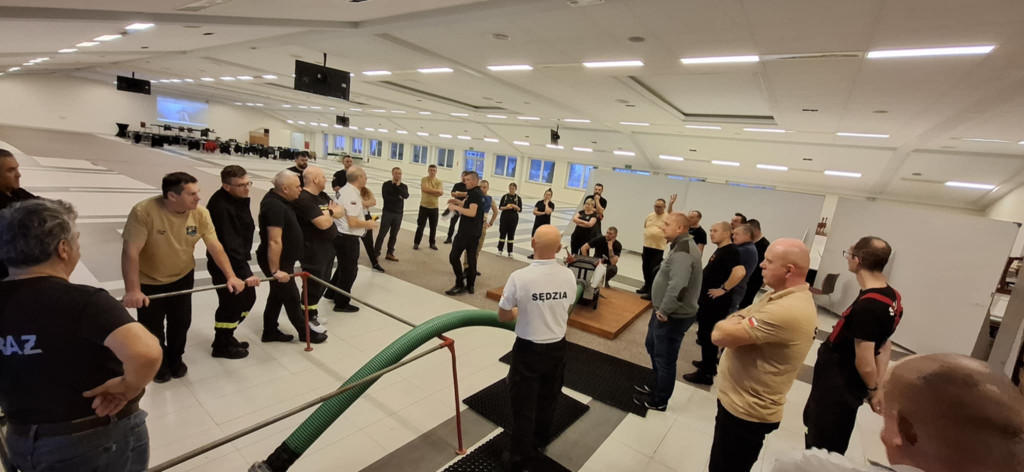 Strażak z OSP w Komarówce na szkoleniu