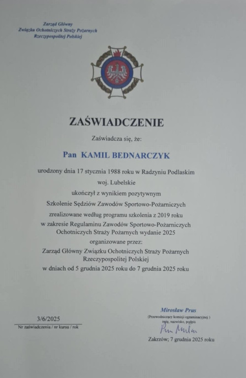 Strażak z OSP w Komarówce na szkoleniu