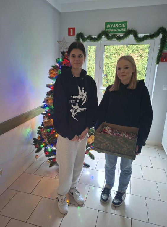 Wizyta uczniów ZSP w zakładzie w Ustrzeszy