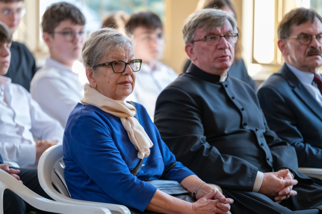 Odsłonięcie tablicy pamiątkowej w I LO