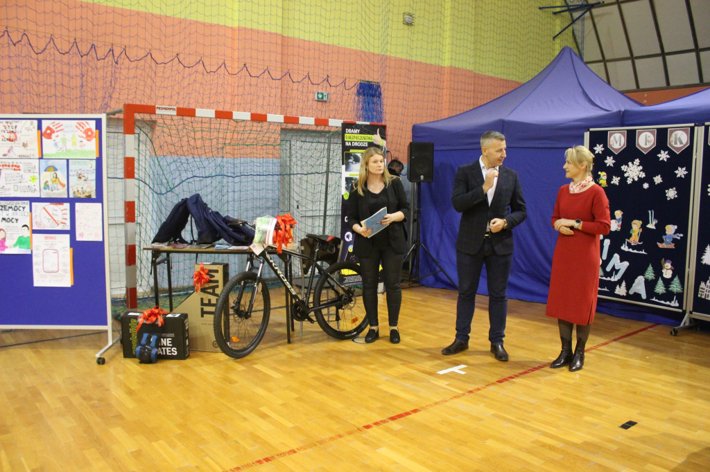 Mikołajki w SP w Komarówce Podlaskiej