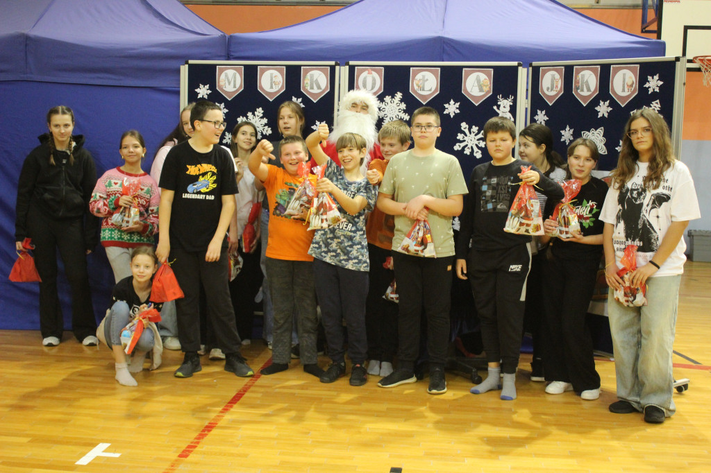 Mikołajki w SP w Komarówce Podlaskiej