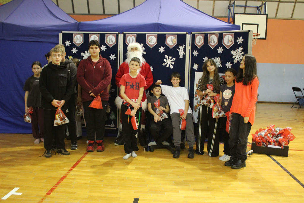 Mikołajki w SP w Komarówce Podlaskiej