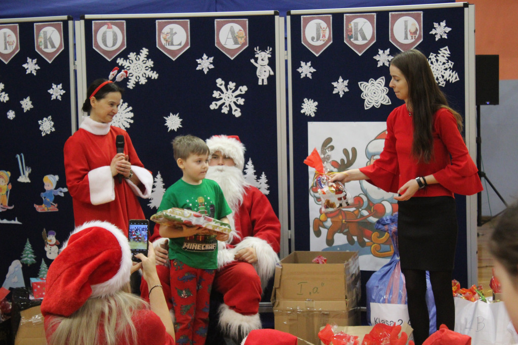 Mikołajki w SP w Komarówce Podlaskiej