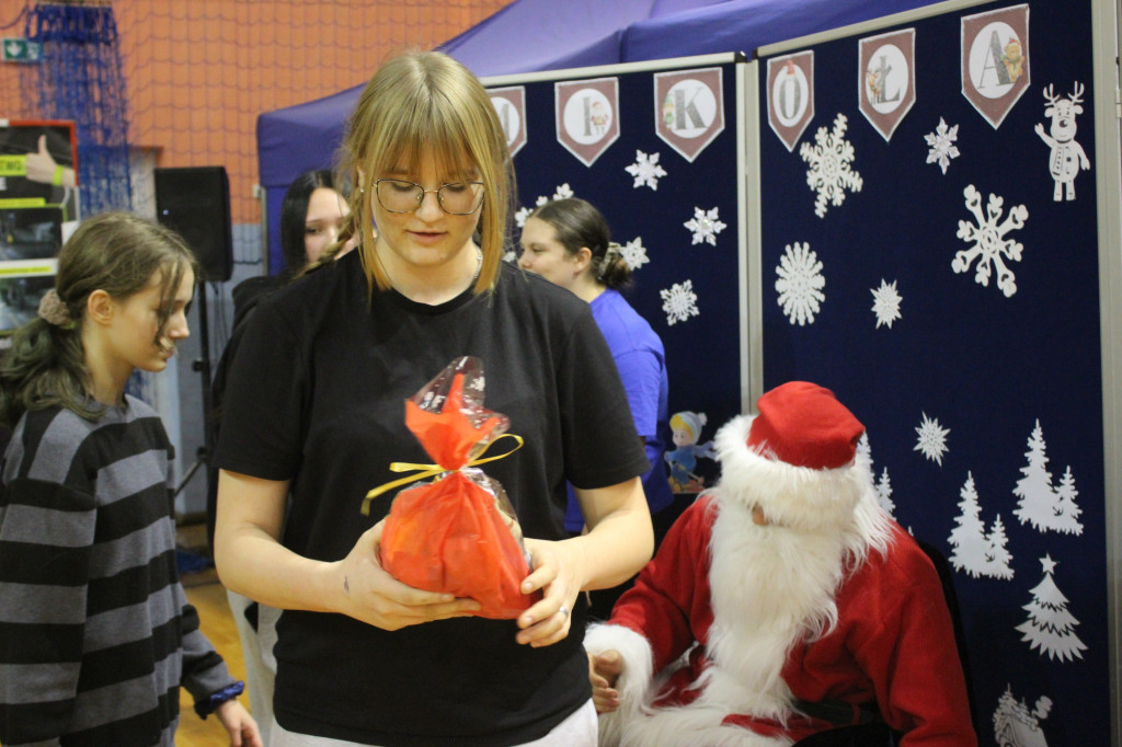 Mikołajki w SP w Komarówce Podlaskiej