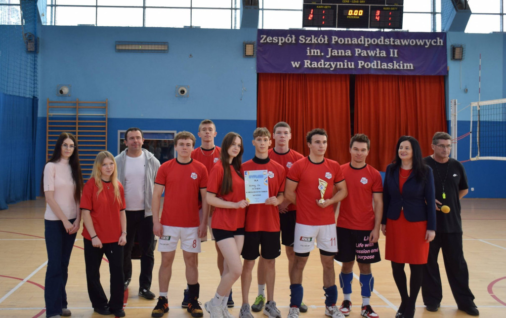 Mikołajkowy Turniej Piłki Siatkowej w ZSP