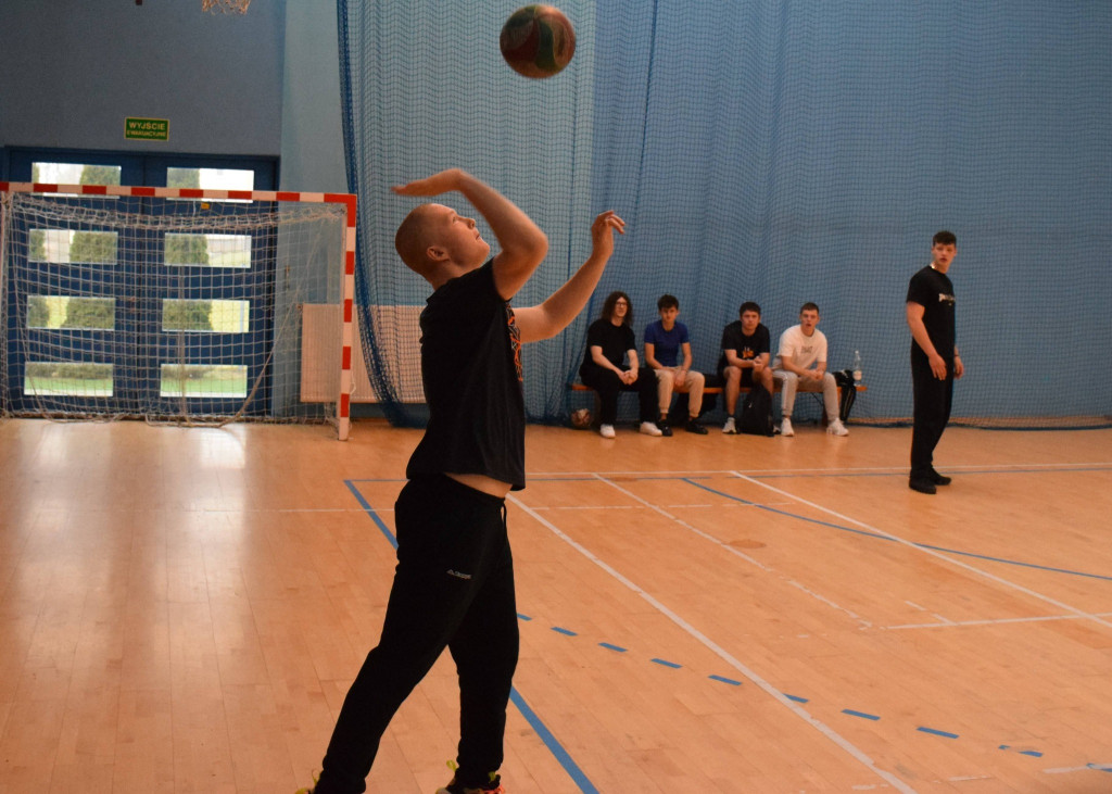 Mikołajkowy Turniej Piłki Siatkowej w ZSP